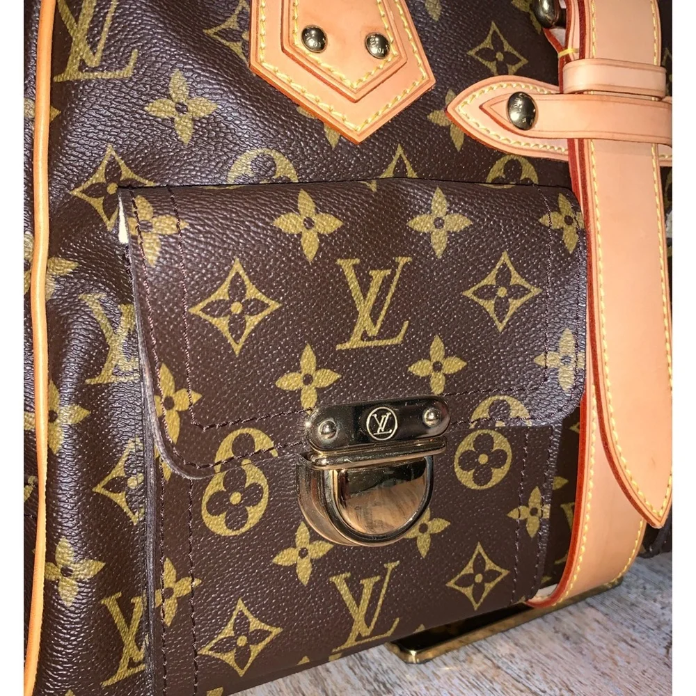 Authentic Louis Vuitton LV Monogram Manhattan GM Shoulder Tote Bag - Picture 3 of 16